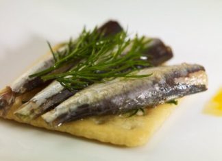 Conservas Serrats en Onda Cero, como referente en la elaboración de sardinillas en conserva