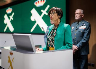 María Gámez dimite como directora de la Guardia Civil tras conocer la imputación de su marido en una causa penal