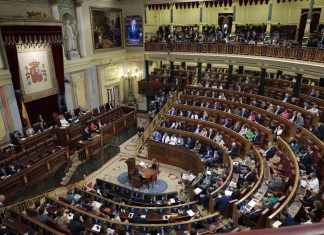 Nuevo récord de gasto en nóminas de funcionarios y políticos: 154.000 millones de euros