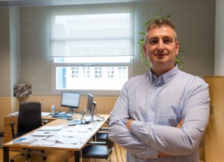El profesor Javier Aizpurua, Premio Euskadi de Investigación 2022