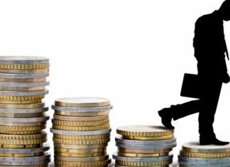 España, el gran país del euro con mayor pérdida de poder adquisitivo real en 2022