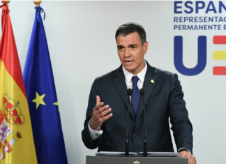 La JEC abre expediente sancionador a Pedro Sánchez por criticar al PP y a Vox en Bruselas