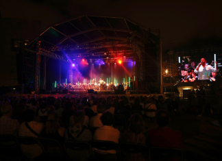 Iñaki Uranga junto La BOS, La Banda Municipal con Tamara, Alex Ubago, Esne Beltza y Marlon cierran la lista de conciertos de Abandoibarra de Aste Nagusia