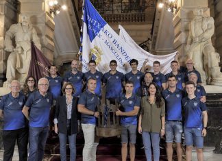 La Diputada General de Bizkaia recibe a Urdaibai en un acto para reconocer sus triunfos de esta temporada