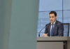 Pradales propone a Pedro Sánchez 36 medidas contra la inflación derivada de la crisis en Oriente Medio