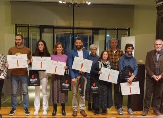 La Diputación Foral de Bizkaia entrega los premios del concurso literario BizkaIdatz XV