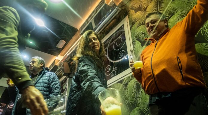 La cosecha del 2023 trae sidras muy aromáticas con algo menos de graduación alcohólica y cuerpo