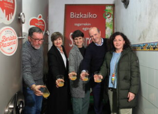 Itziar Lazkano inaugura la temporada de sidra en Bizkaia