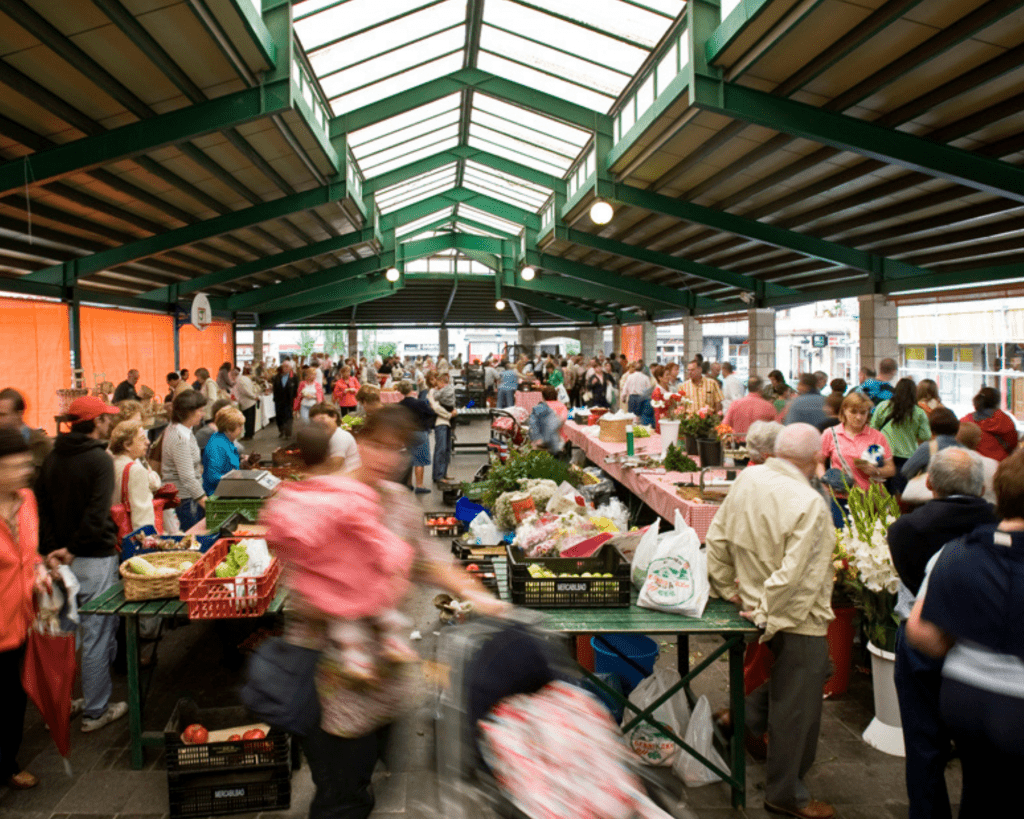 A partir del 1 de enero de 2.021 estará prohibida la entrega de bolsas de  plástico - Gipuzkoa Merkatariak - Federación Mercantil de Gipuzkoa