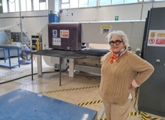 Safybox, azpiegitura sentikorretarako babes-kaxak fabrikatzen dituen euskal enpresa bakarra