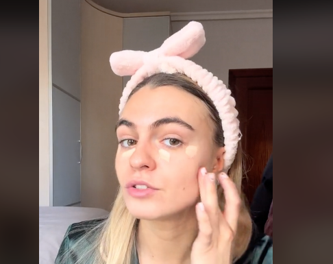 Esta joven cuenta todas las cosas que le han preguntado por ser vasca