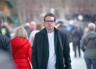 Pello Otxandiano (EH Bildu): «ETA es un ciclo político en este país que afortunadamente se ha dejado atrás»