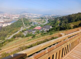 El Ayuntamiento de Bilbao plantará 200 nuevos árboles en las proximidades de la pasarela de madera que conecta Artxanda y Enekuri