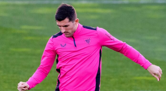 Dani Vivian causa baja para el partido frente a la UD Almería