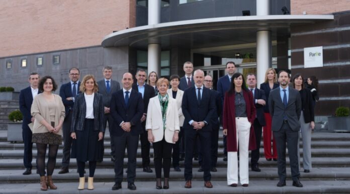 Datozen hilabeteetan mantendu edo hobetu egingo direla aurreikusten dute euskal industriako sektoreek