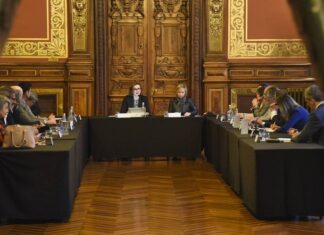 Encuentro de la Diputada General Elixabete Etxanobe con los agentes científico-tecnológicos de Bizkaia