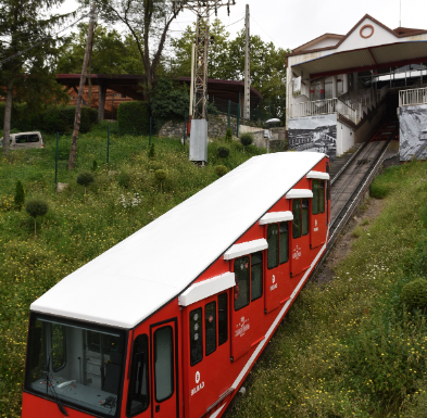 El funicular de Artxanda aumentará su frecuencia durante las horas de mayor afluencia de público