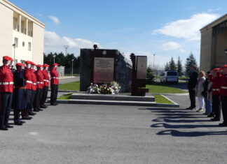 La Ertzaintza homenajea a Carlos Díaz Arcocha, superintendente asesinado por ETA en 1985