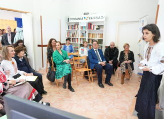 Nerea Melgosa´k Euskal Autonomia Erkidegoan bizi den komunitate ukrainarrari babesa ematen dio Errusiaren erasoaren aurrean