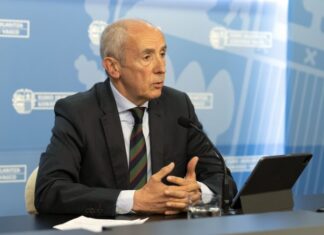 Josu Erkorekak: «Beti egongo naiz, umiltasunetik eta leialtasunetik, laguntzeko prest”