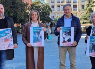 «Nire adinak ez nau definitzen ‘erakusketak astelehenean hasiko du Lutxanan Barakaldoko auzoetan barrena egingo duen ibilbidea