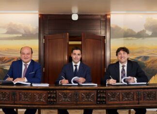 Acuerdo entre EAJ-PNV y PSE-EE para un “ambicioso plan” que permitirá a Euskadi “crecer en bienestar”