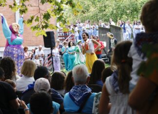Marijaia y el circo acercan la alegría de Aste Nagusia a las niñas y niños ingresados en el Hospital Universitario de Basurto