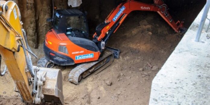 GXCHVTUXwAAUco9-696x348-1