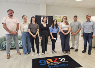 Lau emakume gaztek euren artelanak erakutsiko dituzte Ezkerraldean Gazte Artearen bitartez