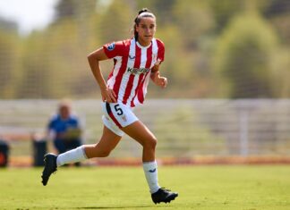 Leire Baños y Maite Valero juegan el primer partido oficial como leonas