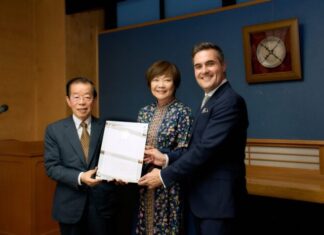 Mikel Jauregi sailburua Eusko Jaurlaritzak Japonia eta Taiwanera eraman duen misio instituzional eta enpresarialaren buru da