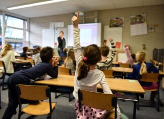 Euskadi lidera de nuevo los salarios del profesorado de la enseñanza pública