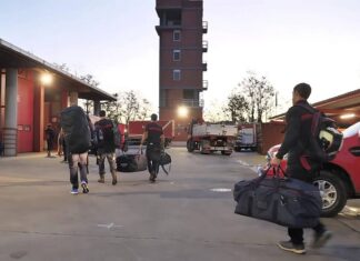 Bizkaia envía un tercer equipo de bomberos y bomberas para relevar a los efectivos desplegados en Valencia tras la DANA