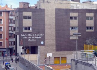 Un colegio de Santutxu tendrá que pagar 40.000 euros por adoptar una «actitud de espectador» en un caso de bullying