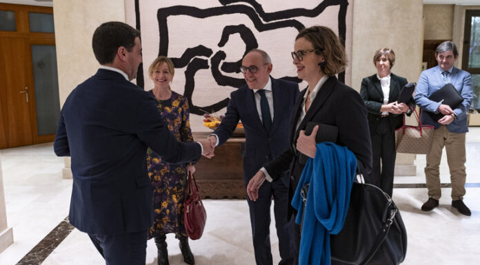 Eusko Jaurlaritza, Foru Aldundiak eta Eudel euskal administrazio arinagoa eta eraginkorragoa eraikitzeko lanean ari dira
