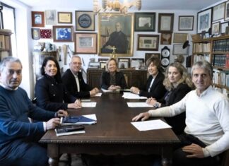 Aldundiko Diputatuen Kontseilua Ataungo Sara Etxean elkartu da, Euskararen Nazioarteko Egunean