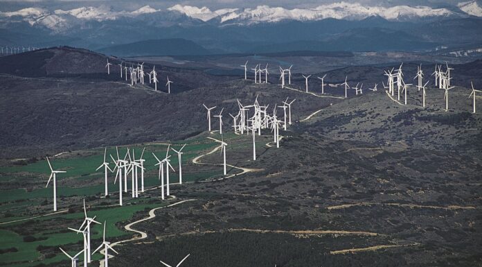 Nafarroak %7,4 hobetu du eraginkortasun energetikoa urtebetean, 2023ko Balantze Energetikoaren datuen arabera
