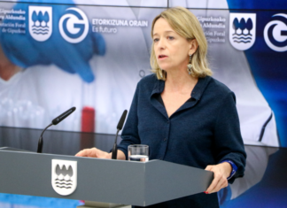 La Diputación de Gipuzkoa pacta los presupuestos con el PP y critica que EH Bildu quisiera «imponer su derecho a veto»