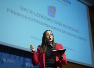 2023-2024ko Batxilergoko sari bereziak: Ikasleentzako eta hezkuntza-sistemarentzako aitortza