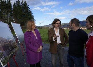 La Diputación Foral de Bizkaia avanza en un ecosistema de cuidados en Abadiño con servicios diversificados y atención integral