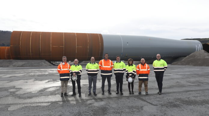 Mikel Jauregi sailburuak Haizea Wind Group bisitatu du, dorre eolikoen fabrikazioan munduan liderra den euskal enpresa