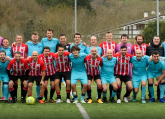 Los empleados del Athletic Club ganan el tradicional partido ante la prensa