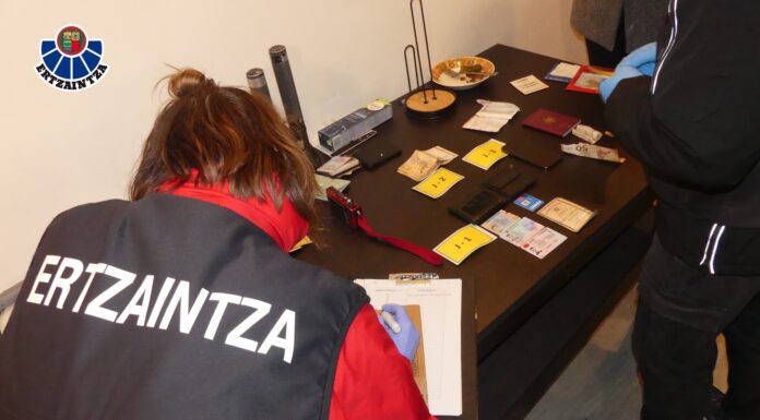 Detenidas cuatro personas en Bilbao y Bermeo por pertenecer a un grupo criminal especializado en robos en viviendas