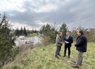Lurralde Kohesiorako Departamentuak eta Aranguren Ibarrak hitzarmena sinatu dute biribilgune berri bat eraikitzeko, Mutiloako industrialdearen eta Iruñeko ingurabidearen inguruko trafikoa hobetzeko