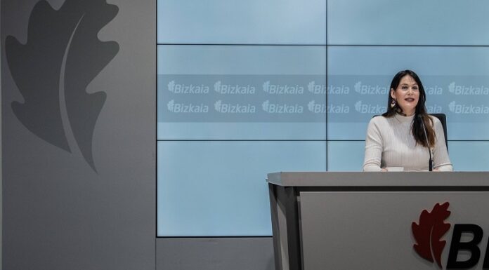 Diputación Foral y Colegio de Farmacéuticos de Bizkaia colaboran para mejorar el uso de medicamentos en los cuidados en el hogar