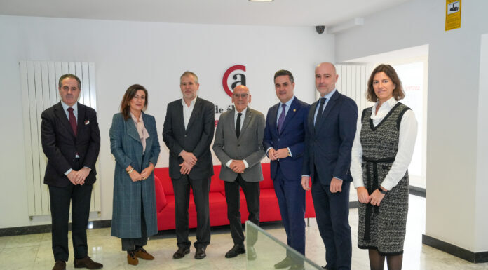 Eusko Ganberen topaketa Industria Sailburuarekin