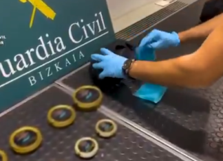 Intervenidos 1.250 gramos de caviar de esturión beluga en el aeropuerto de Loiu