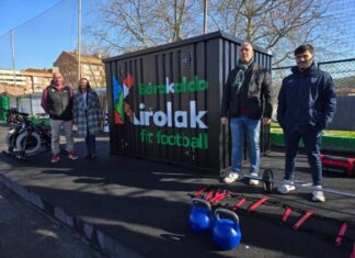 BarakaldokoUdalak `Fit Football’ estreinatu du, futbol zelaietan entrenatzeko kirol materiala duen ekipamendua