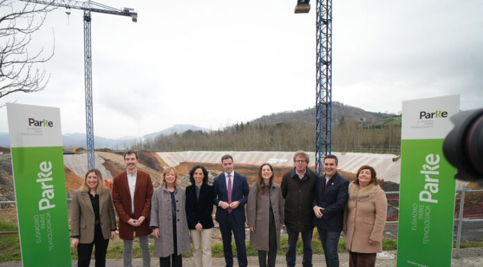 El Parque Tecnológico de Euskadi celebra el acto de colocación de la primera piedra