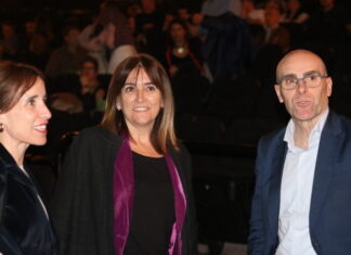 Amaia Barredok Indiako Ozeanoko euskal atunontziei eskainitako “1:17” dokumentala ikustea gomendatzen du